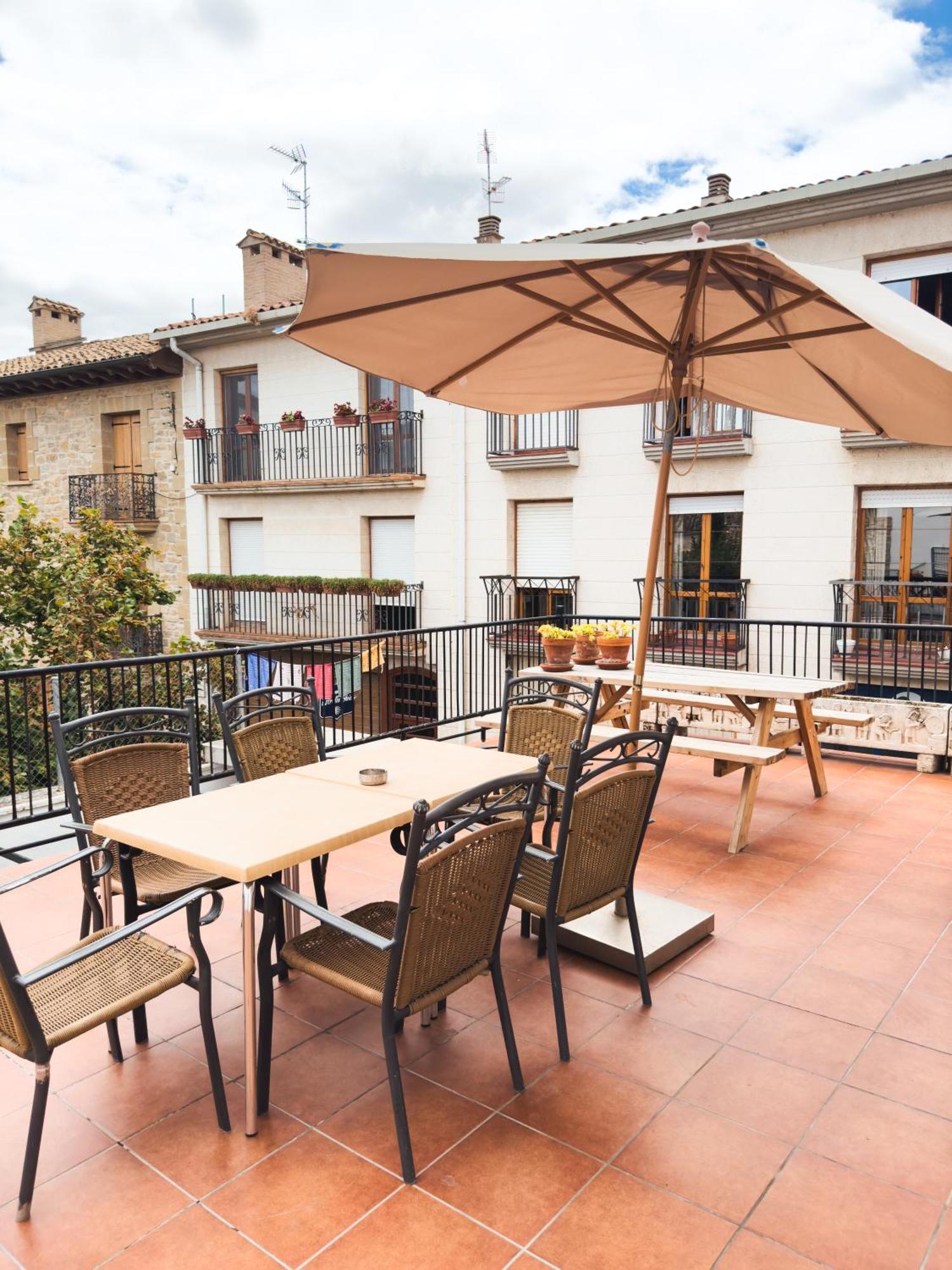 Estrella Guia Solo Peregrinos Hostal *