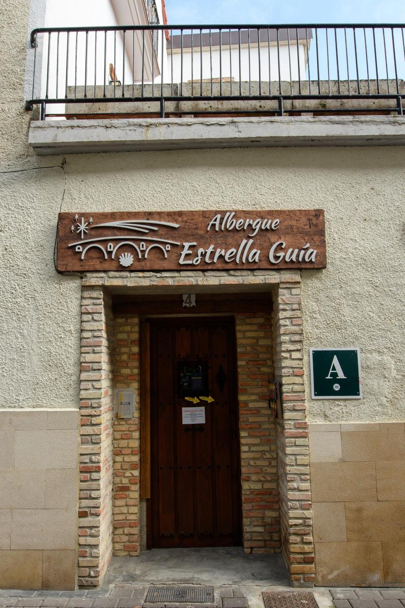 Alberg Estrella Guia Puente la Reina